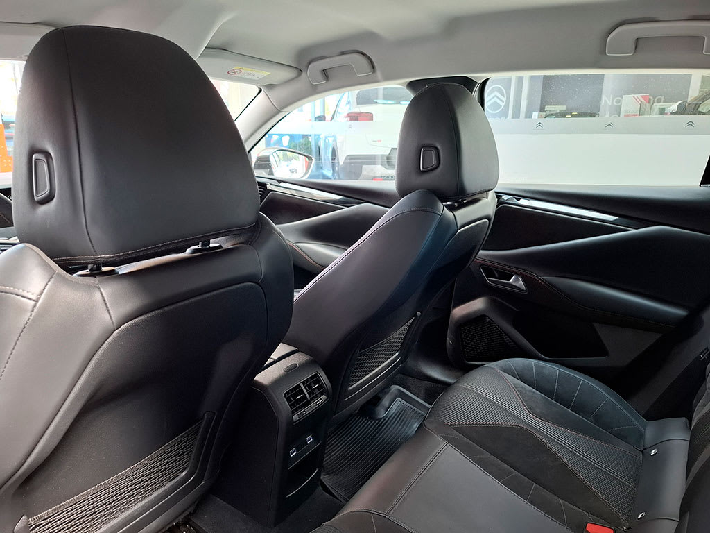 DS Automobiles 4 1.5 Cross Trocadero Bluehdi año 2024