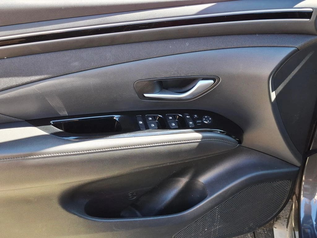 Hyundai Tucson 2.0 Nx4 Plus 2wd At 5p año 2023