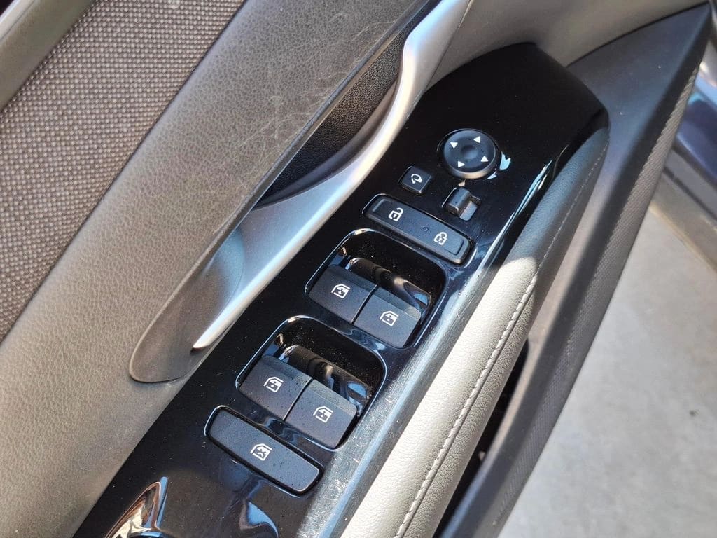 Hyundai Tucson 2.0 Nx4 Plus 2wd At 5p año 2023