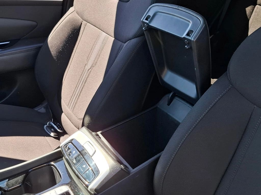 Hyundai Tucson 2.0 Nx4 Plus 2wd At 5p año 2023