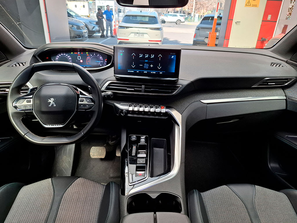 Peugeot 3008 1.6 Aut año 2024