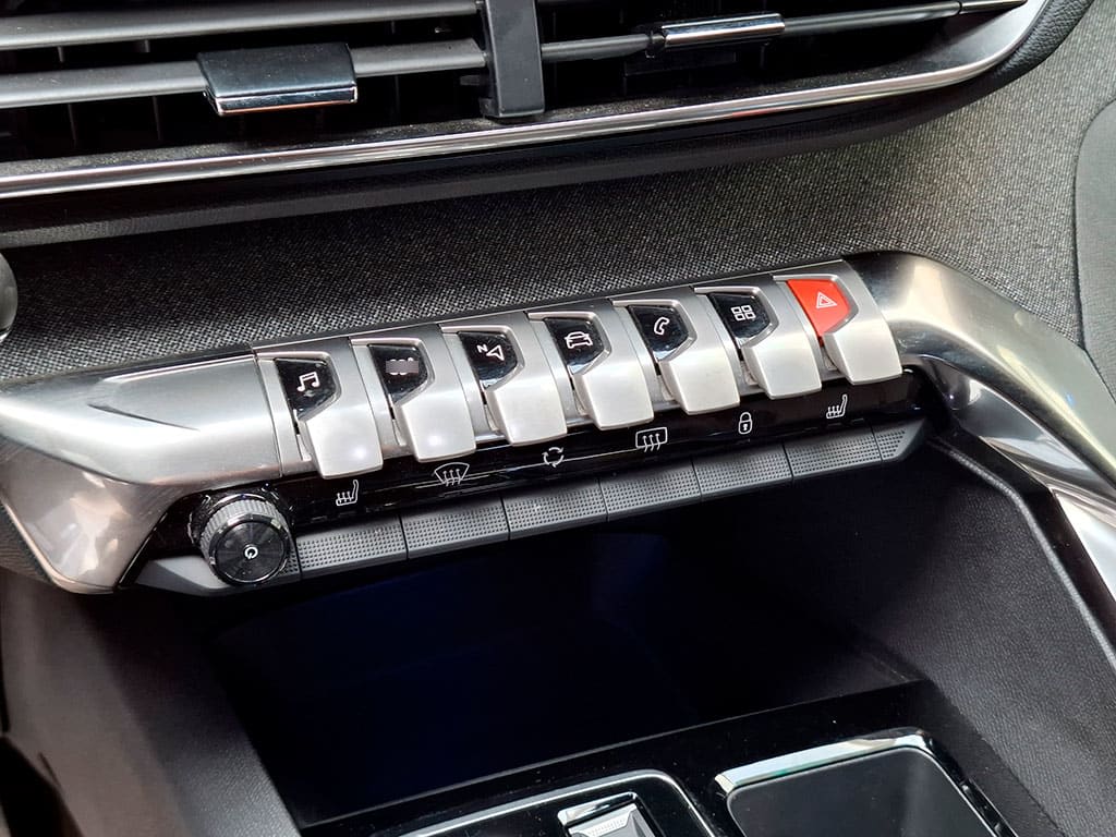 Peugeot 3008 1.6 Aut año 2024
