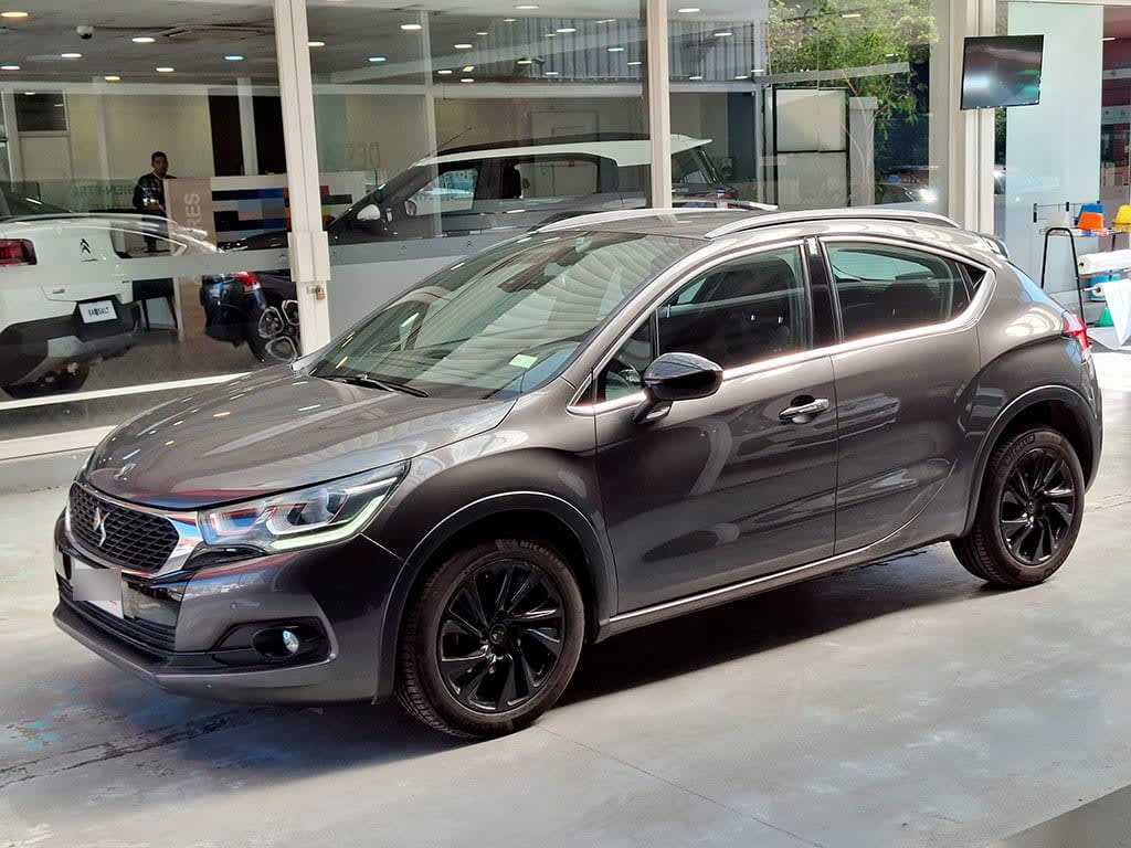 DS Automobiles 4 1.6 Crossback Bluehdi Diesel So Chic año 2019