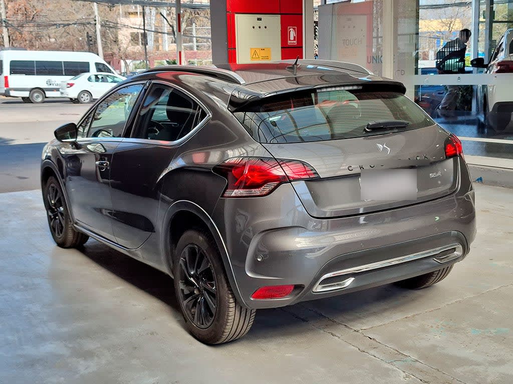 DS Automobiles 4 1.6 Crossback Bluehdi Diesel So Chic año 2019