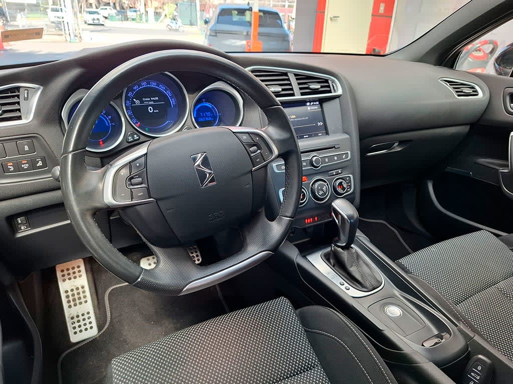DS Automobiles 4 1.6 Crossback Bluehdi Diesel So Chic año 2019