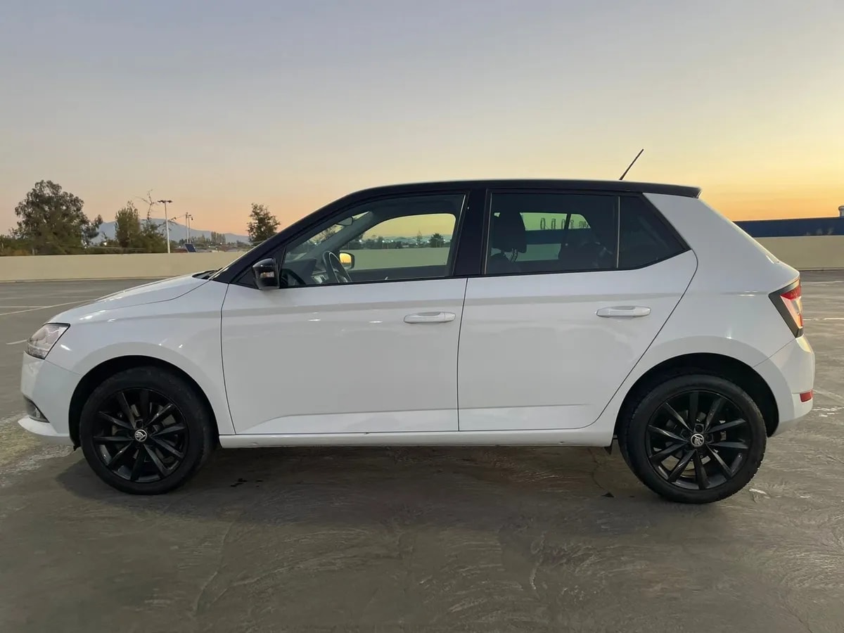 SKODA FABIA 1.0 Tsi Ambiente Mt año 2021