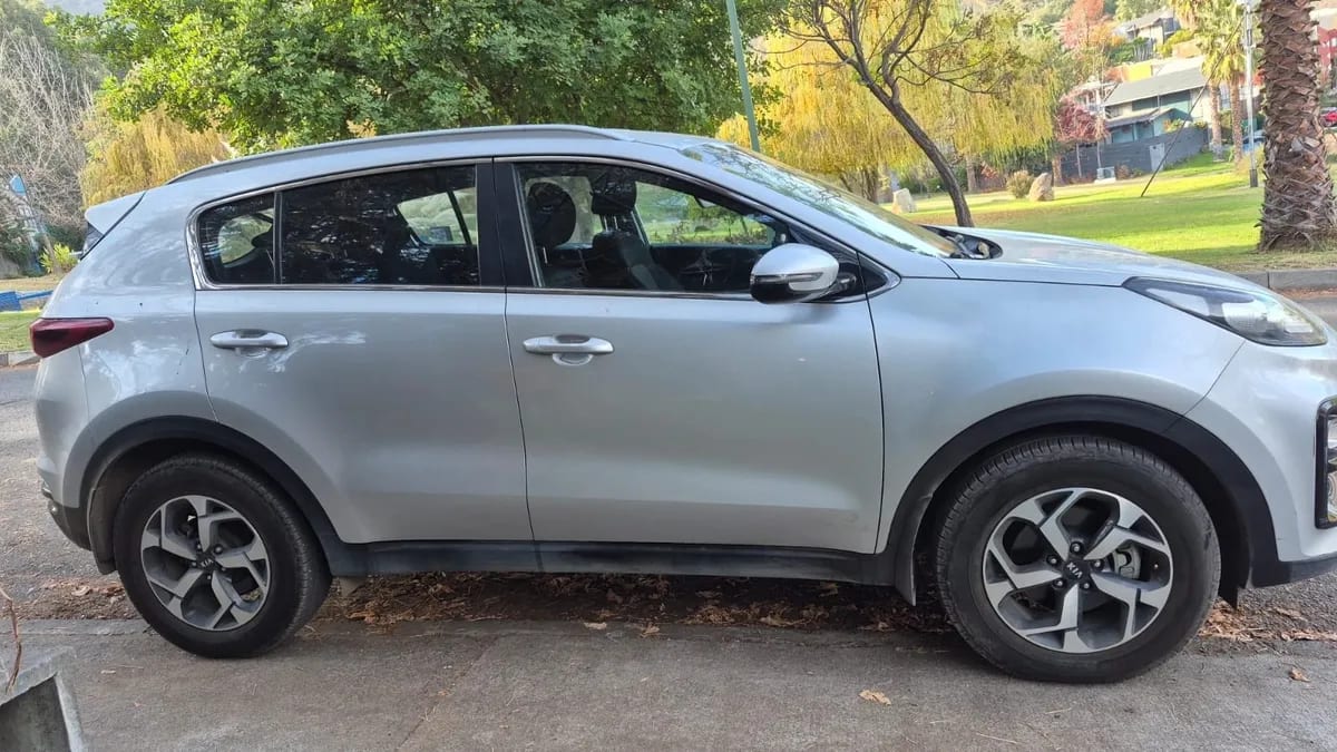 KIA MOTORS SPORTAGE 2.0 Lx Gsl 2wd Mt año 2019