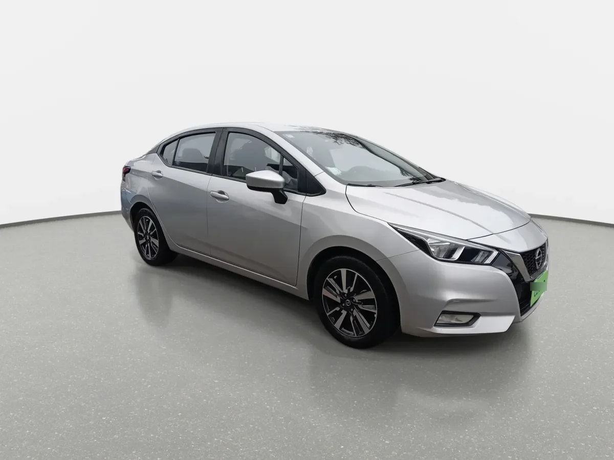 Nissan Versa 1.6 Advance 4x2 Mt 4p año 2023