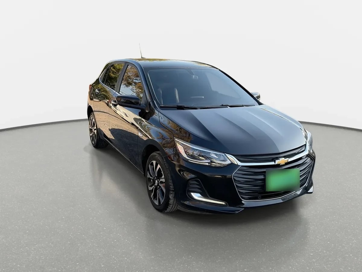 Chevrolet Onix 1.0t Premier R 4x2 Sdn At 4p año 2024