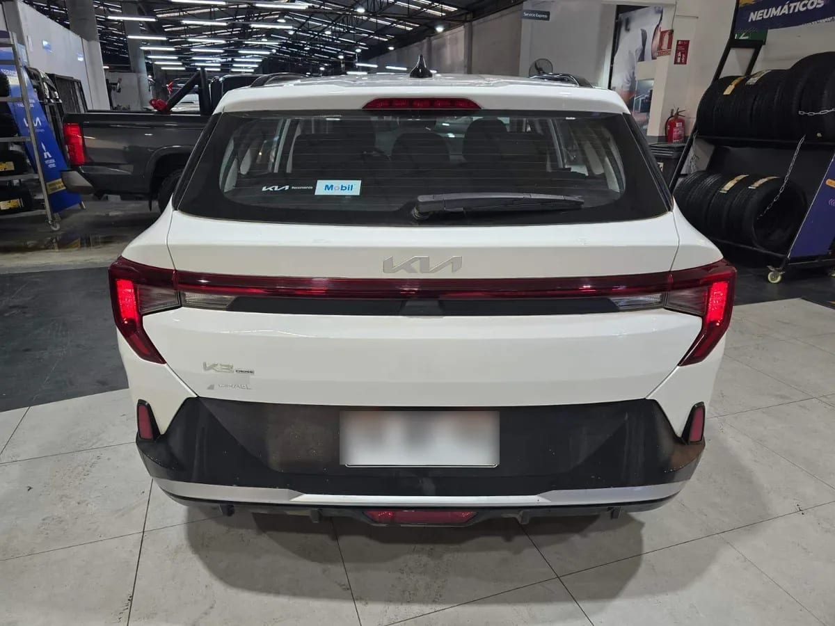 Kia K3 Cross 1.4 Ex 4x2 Mt 5p año 2024
