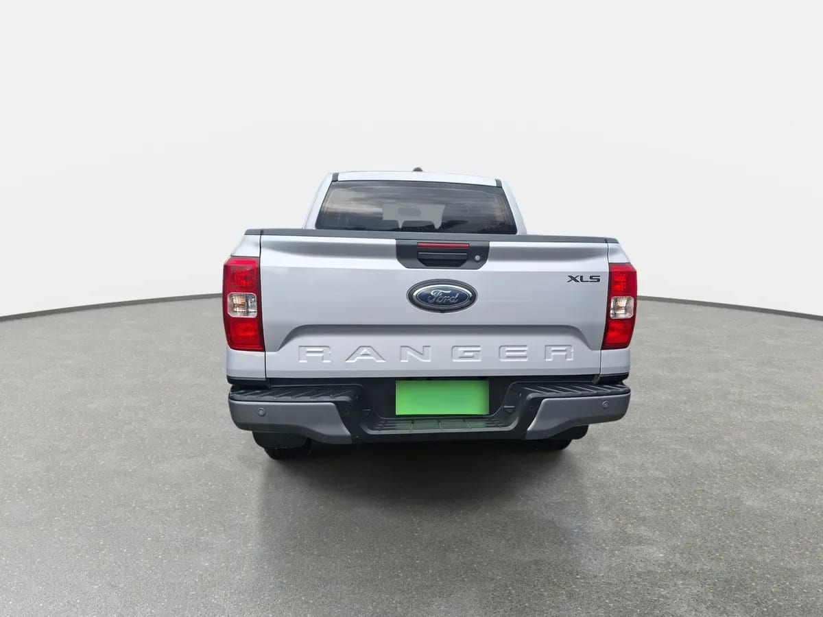 Ford Ranger 2.0 Xls Diesel 4x2 Dob. Cab. Mt 4p año 2024