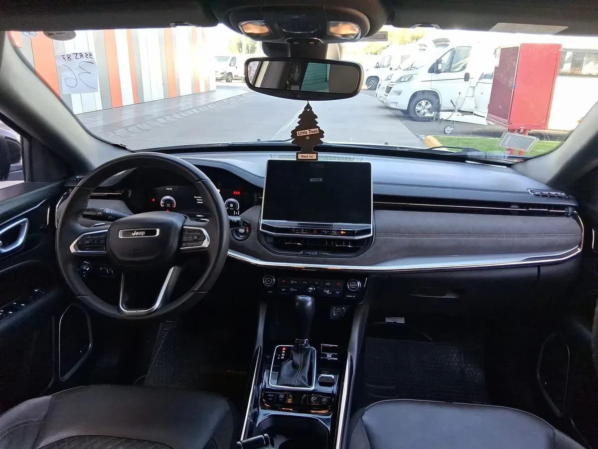 Jeep Commander 2.0t Overland Td380 Dies 4x4 9at 5p año 2023