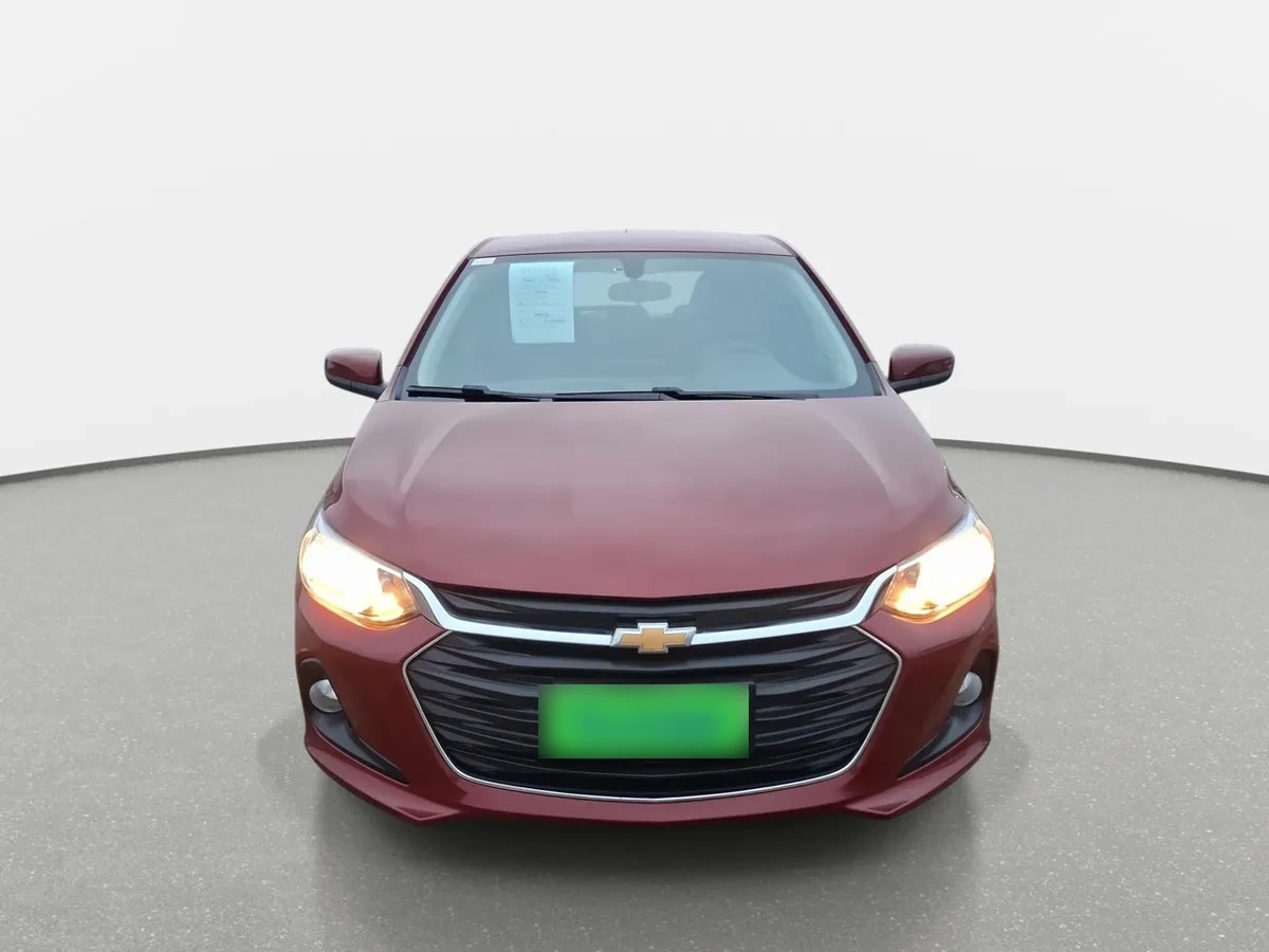 Chevrolet Onix 1.0t Ltz R 4x2 Hb Mt 5p año 2024