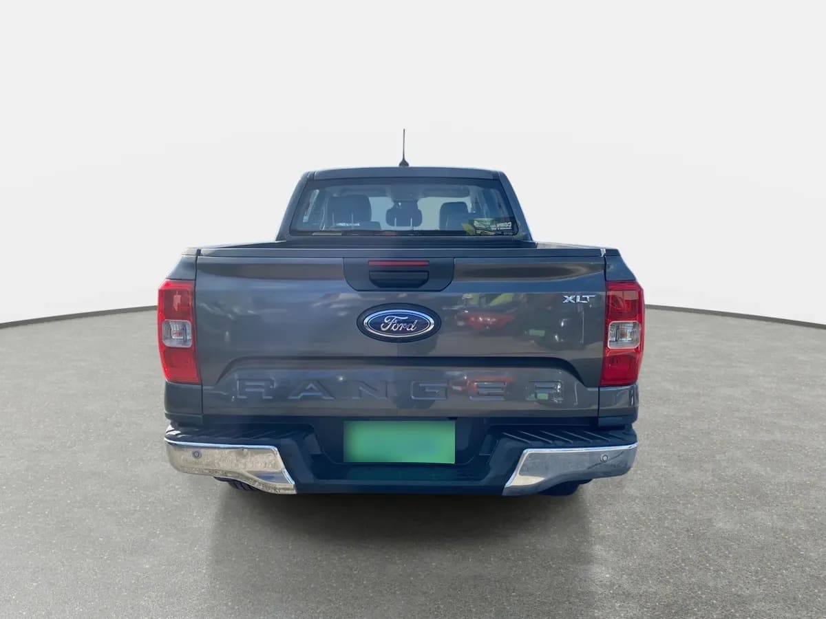 Ford Ranger 2.0 Xlt Diesel 4x2 Dob. Cab. At 4p año 2025