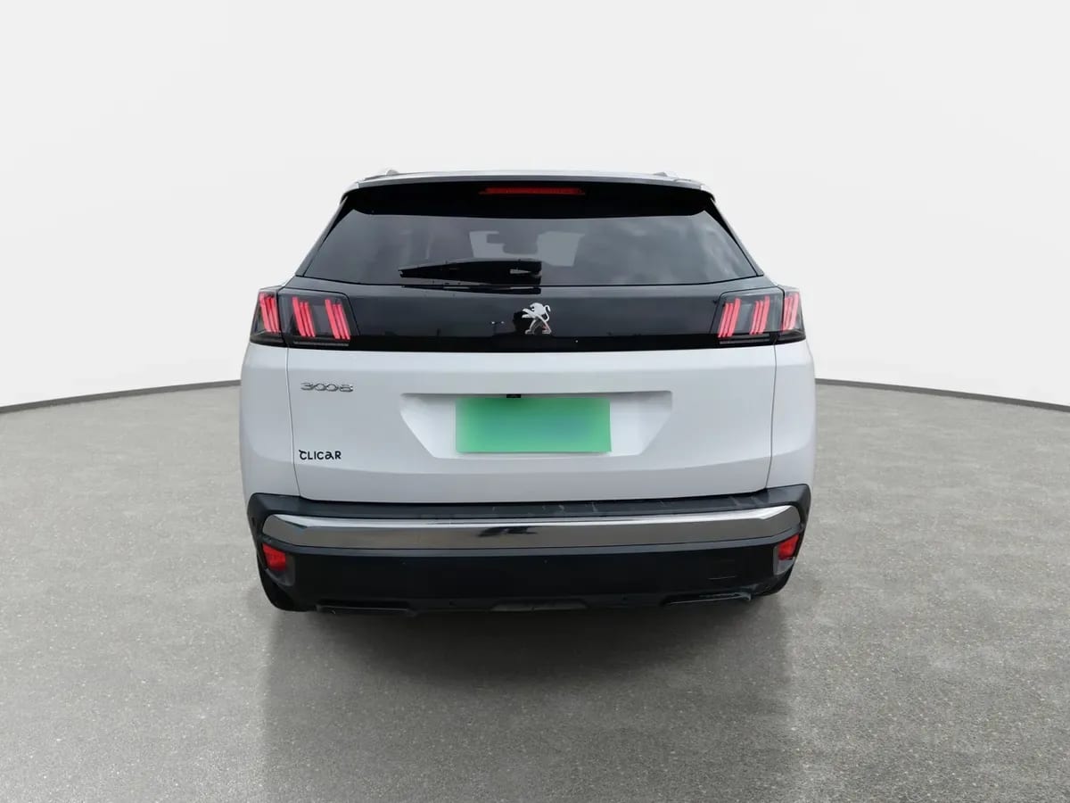 Peugeot 3008 1.5 Allure Pack Bluehdi 130 4x2 Eat8 5p año 2024