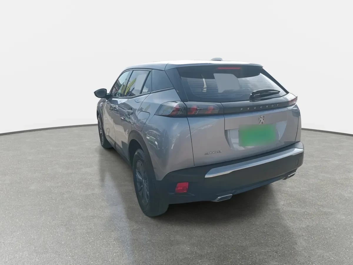 Peugeot 2008 1.2 Active Puretech 130 4x2 Mt 5p año 2023