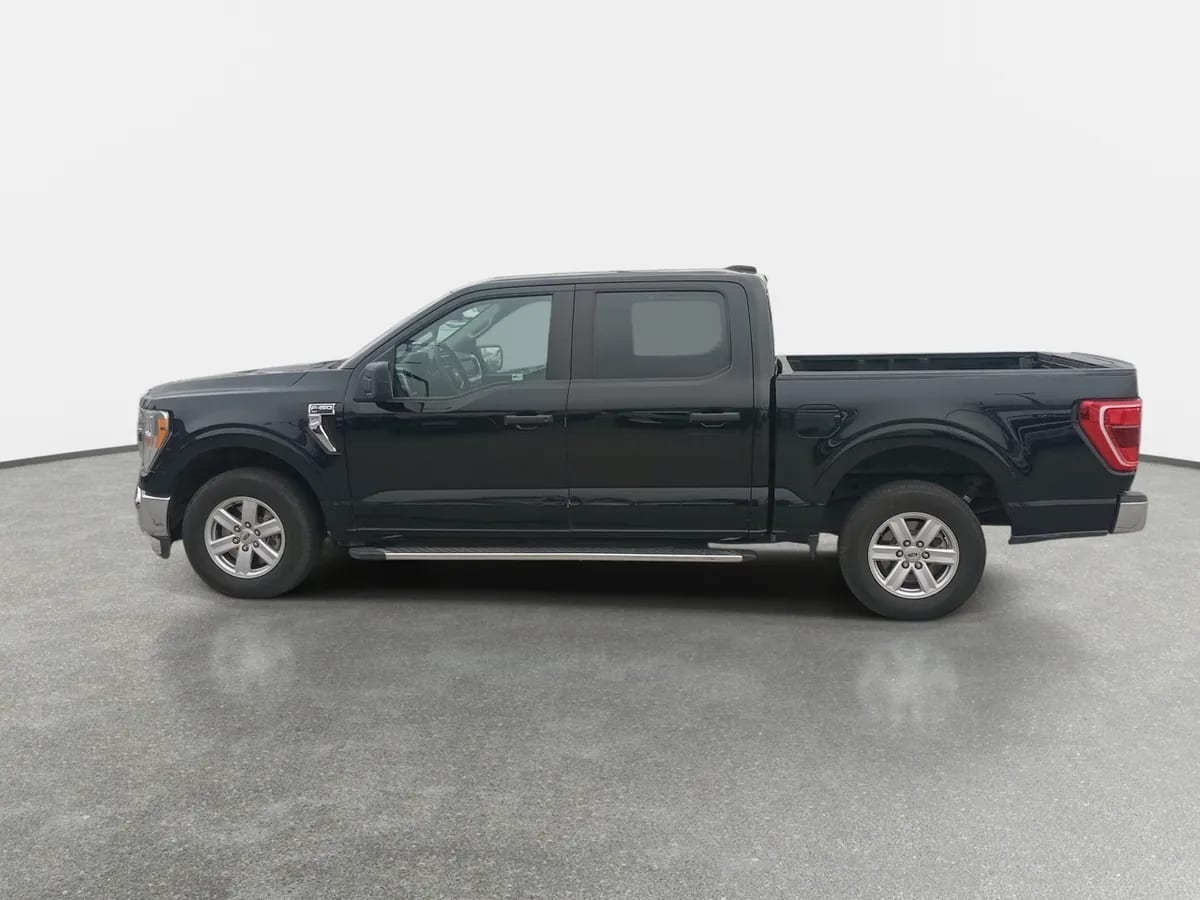 Ford F-150 3.3 Xlt Cc Dob. Cab. 4x2 At 4p año 2023