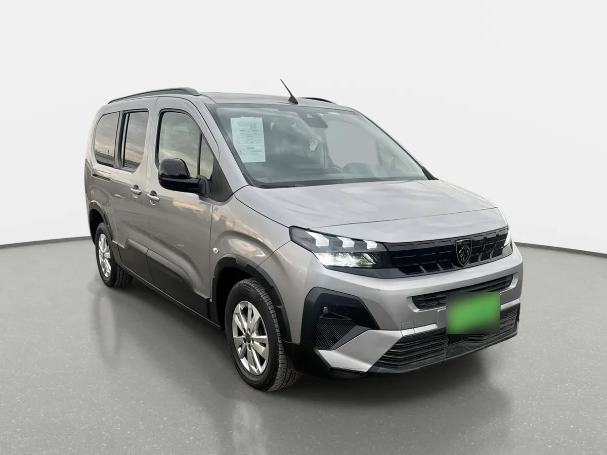 Peugeot Rifter 1.5 Mca Allure Bluehdi Diesel 100 4x2 Mt 5p año 2025