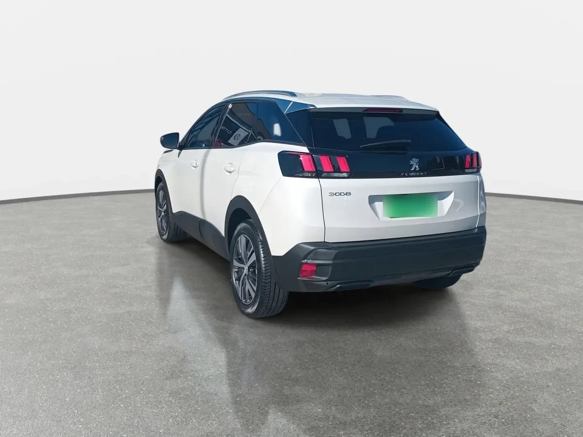 Peugeot 3008 1.2 Active Pack Puretech 130 4x2 Mt6 5p año 2024