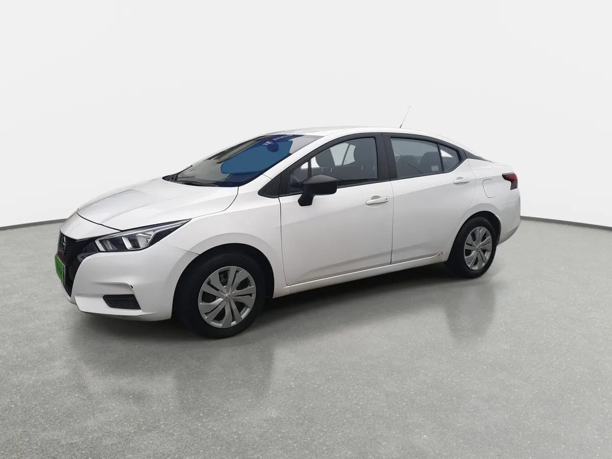 Nissan Versa 1.6 Sense 4x2 Mt 4p año 2023
