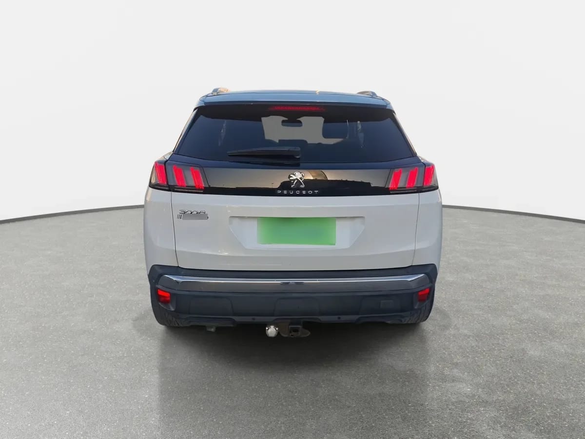 Peugeot 3008 1.5 Allure Pack Bluehdi 130 4x2 Eat8 5p año 2024