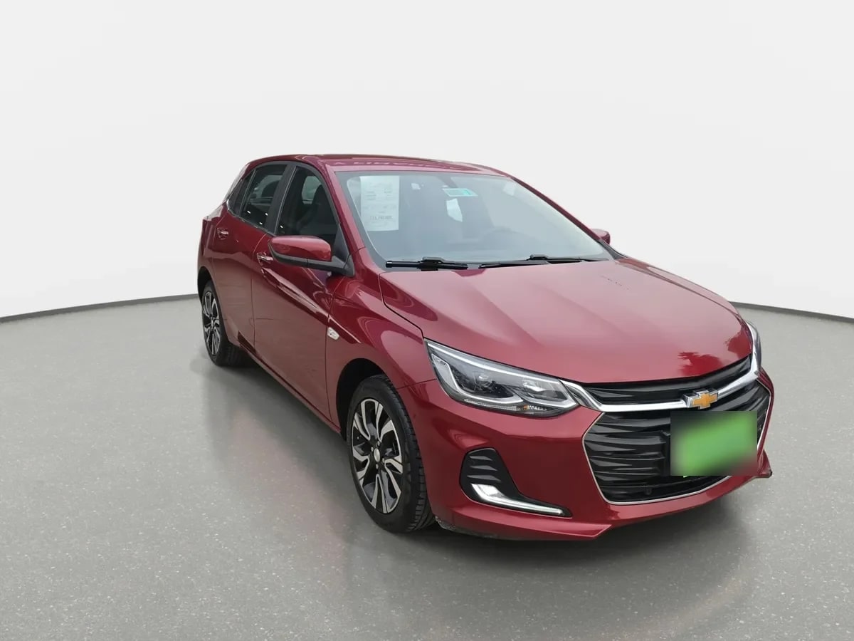 Chevrolet Onix 1.0t Premier S 4x2 Hb At 5p año 2025
