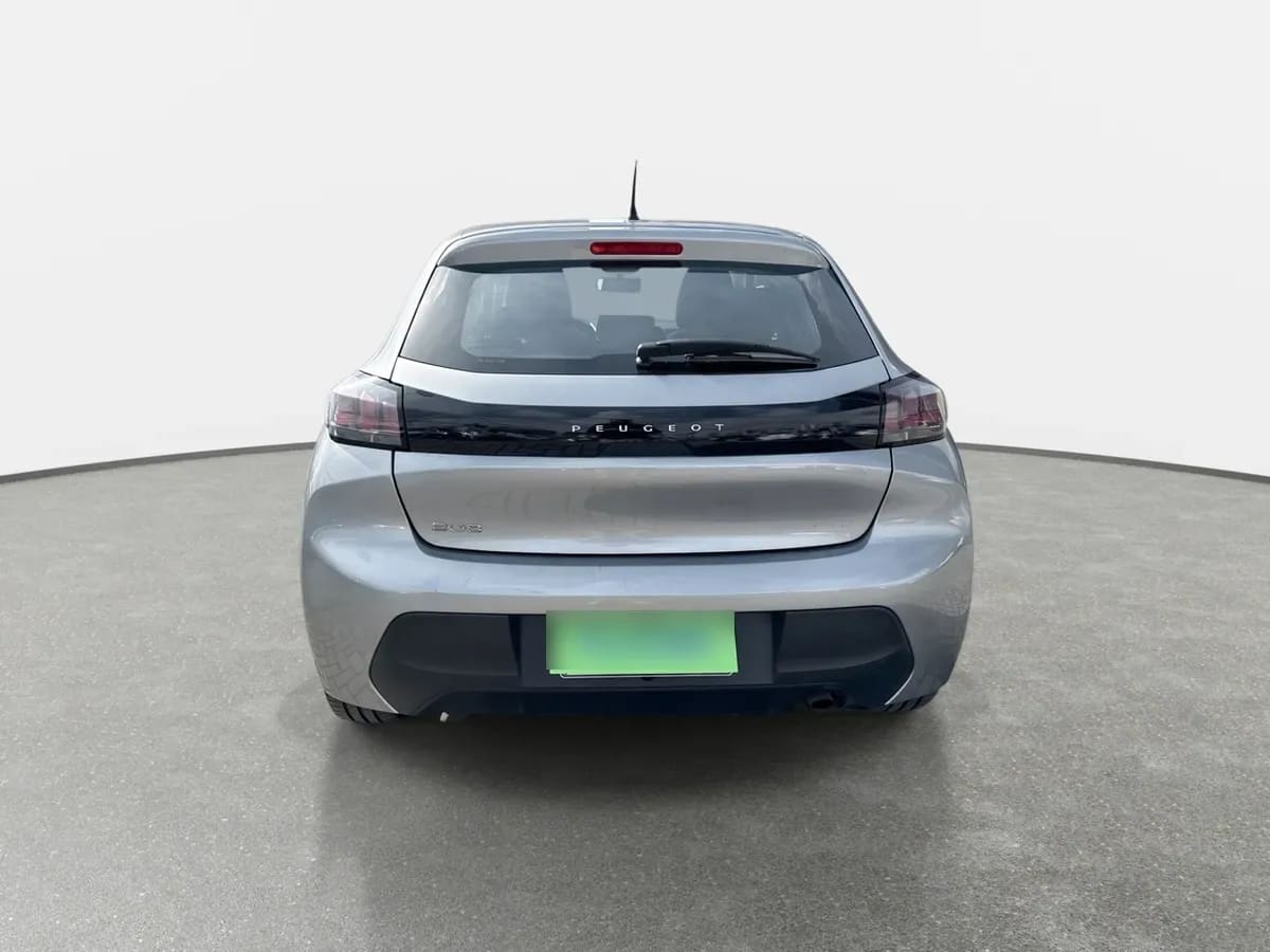 Peugeot 208 1.2 Puretech Active Pack 75 4x2 Mt 5p año 2023