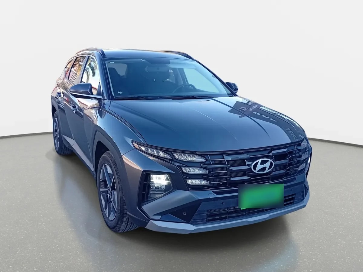 Hyundai Tucson 2.0 Nx4 Plus Fl Diesel 2wd At 5p año 2025