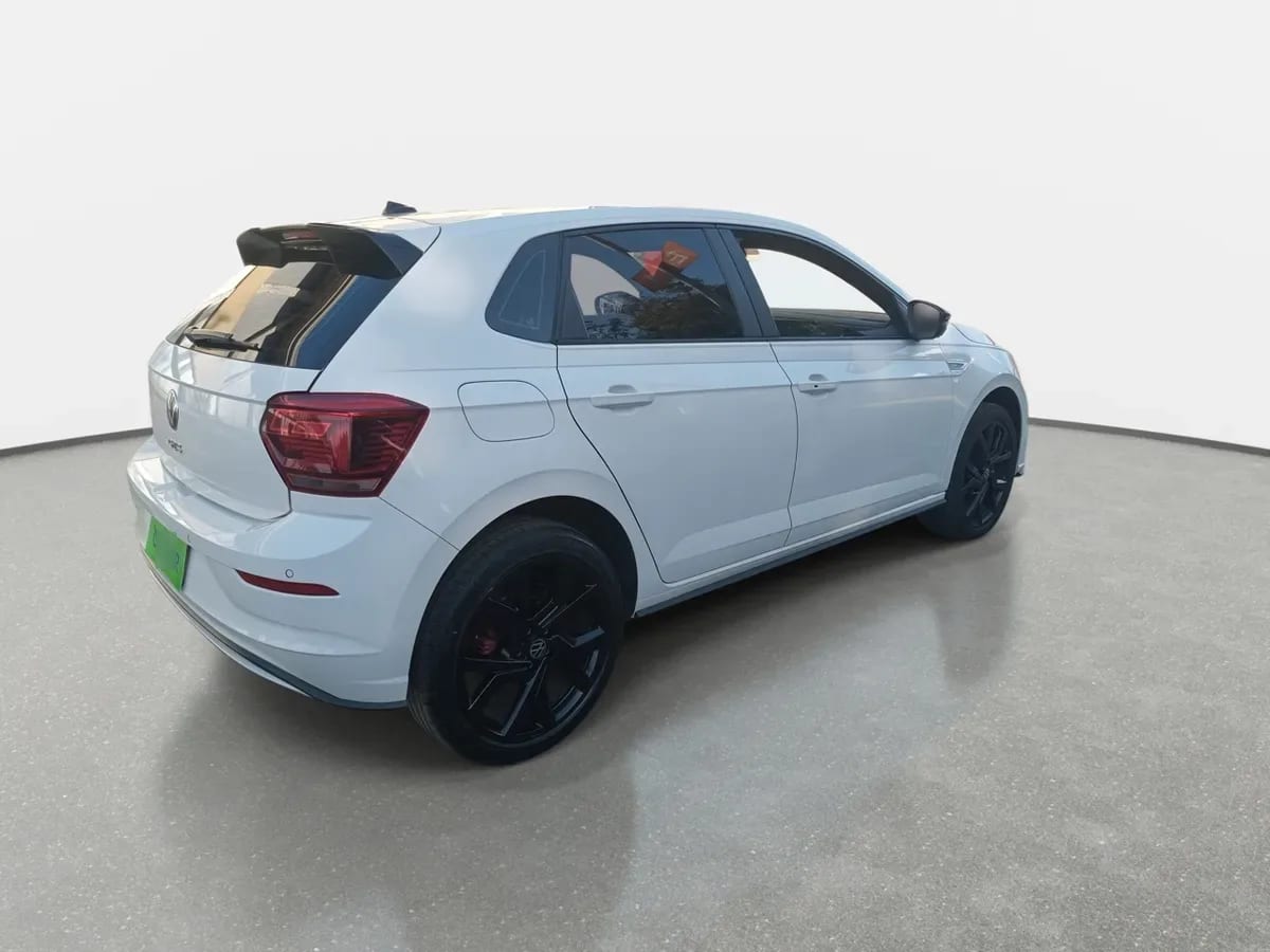 Volkswagen Polo 1.4 Gts 4x2 At6 5p año 2024