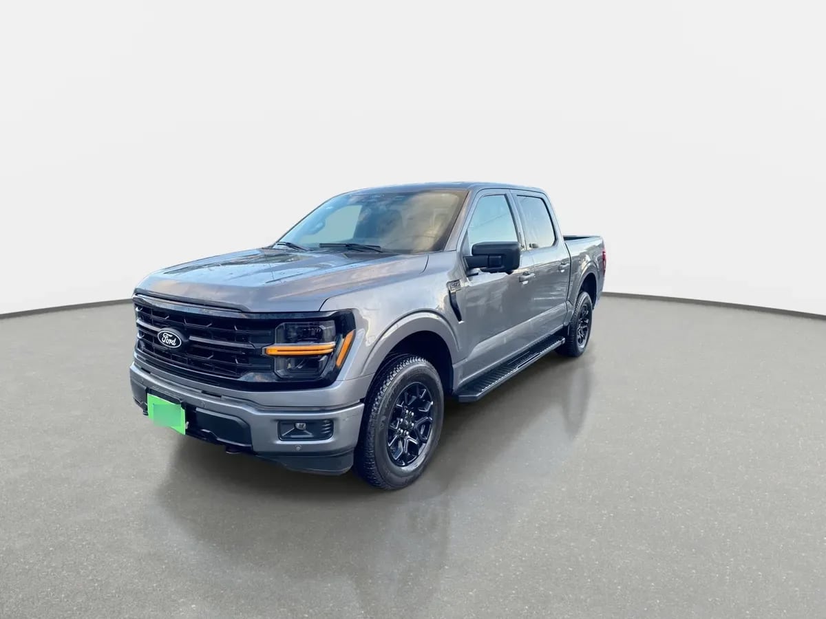 Ford F-150 5.0 Xlt Cc Dob. Cab. 4x4 At 4p año 2025
