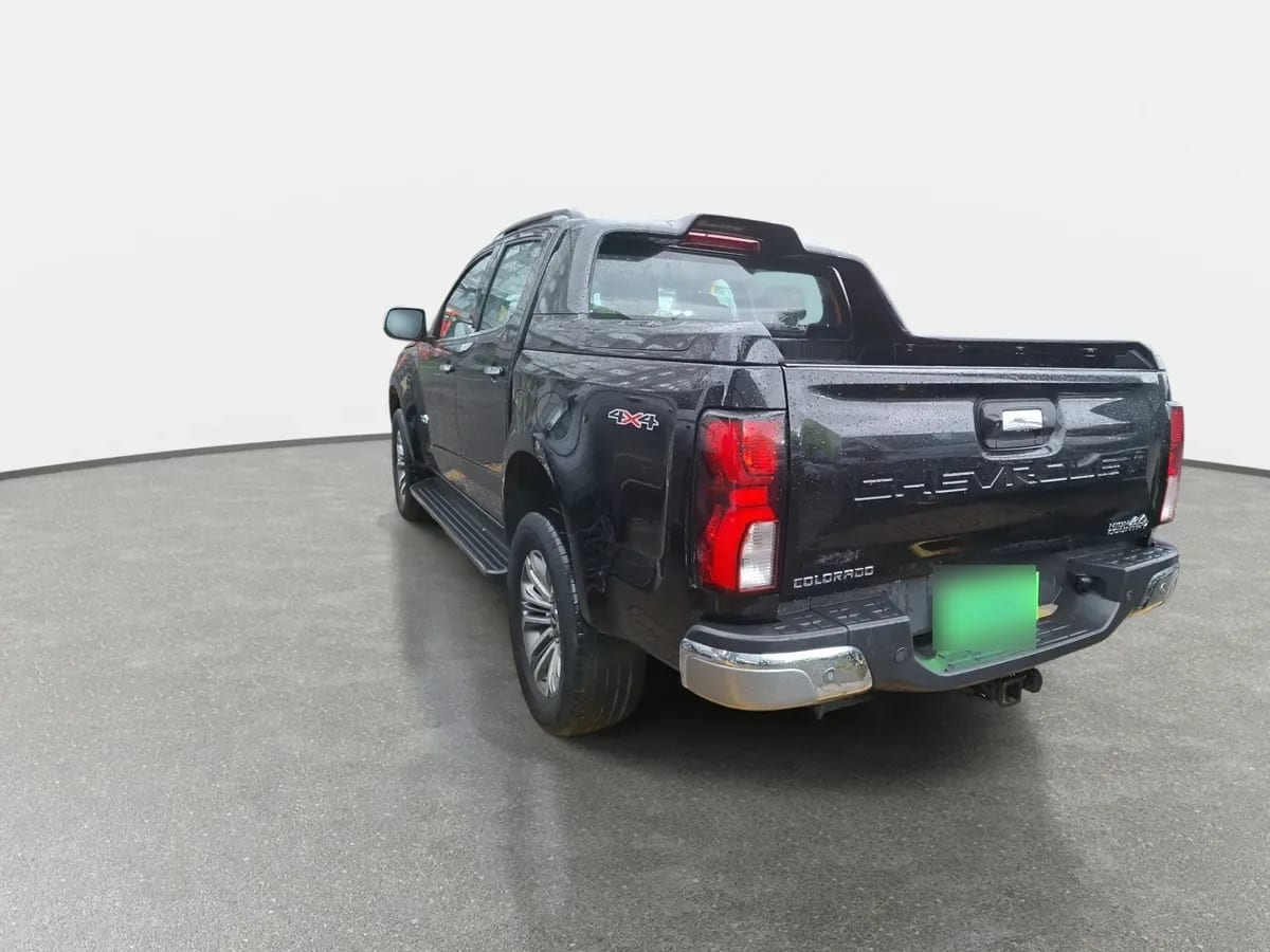 Chevrolet Colorado 2.8 High Country Diesel 4wd At 4p año 2025