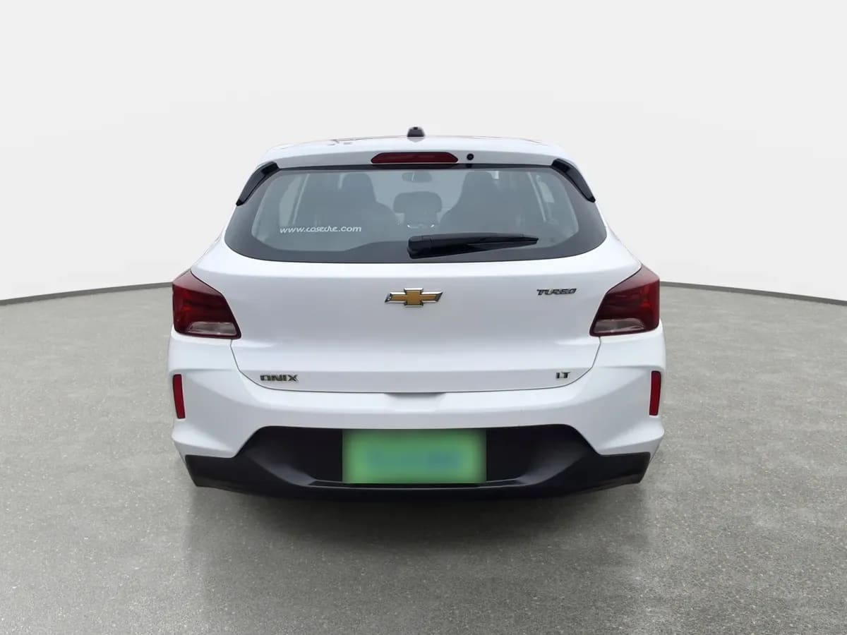 Chevrolet Onix 1.0t Lt P3 4x2 Hb Mt 5p año 2024