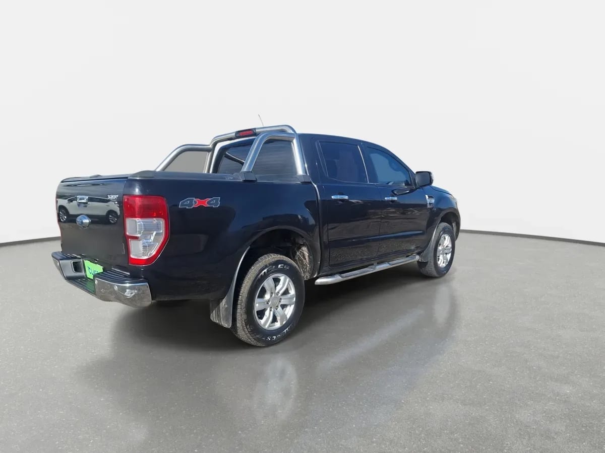 Ford Ranger 3.2 Xlt 4x4 Diesel Dob. Cab. At 4p año 2023