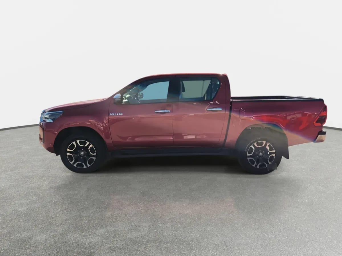Toyota Hilux 2.8 Srv Diesel 4x4 Dob. Cab. At 4p año 2024