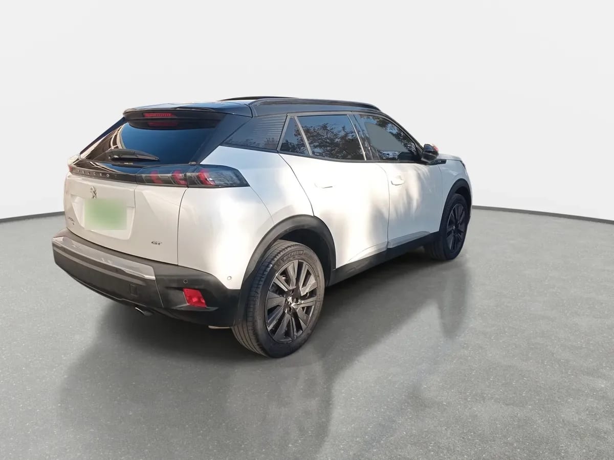Peugeot 2008 1.5 Gt Line Bluehdi Diesel 130 4x2 Eat8 5p año 2023