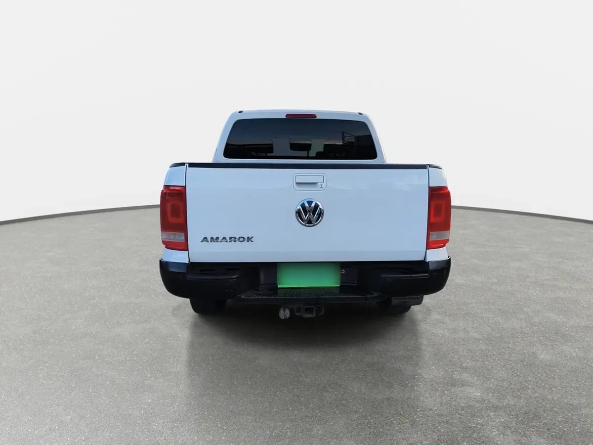 Volkswagen Amarok 2.0 Trendline Diesel 4motion 4x4 Dob. Cab. Mt 4p año 2023