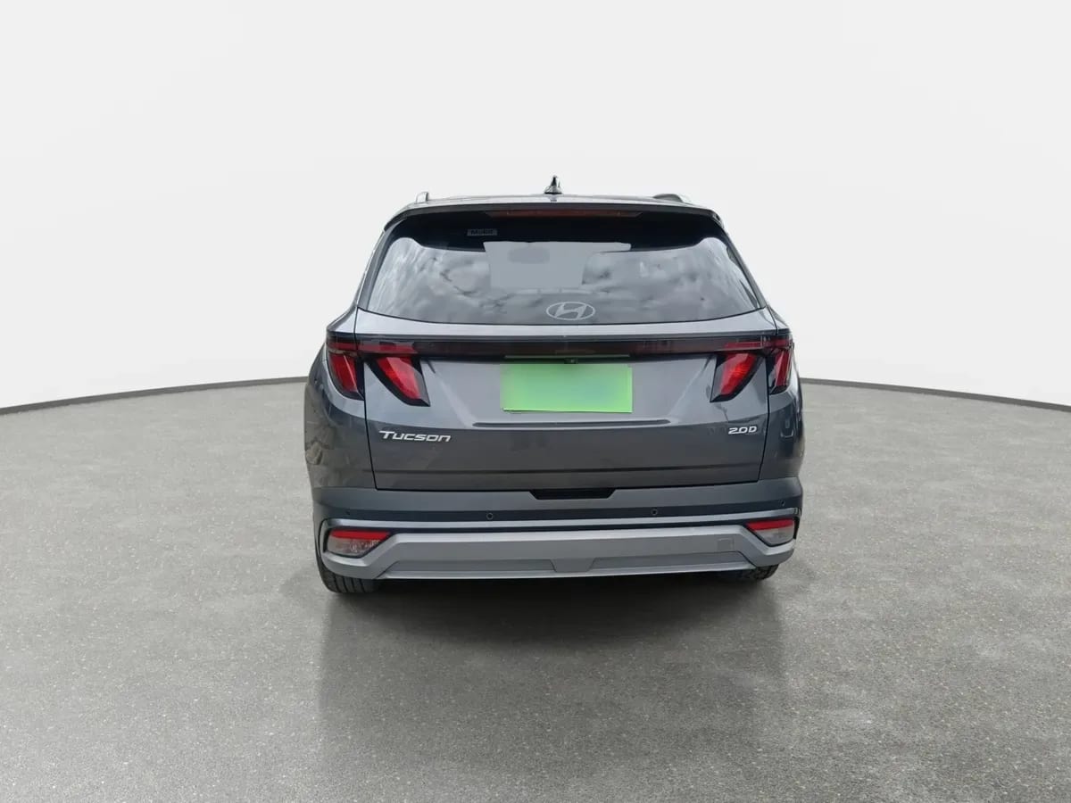 Hyundai Tucson 2.0 Nx4 Plus Fl Diesel 2wd At 5p año 2025