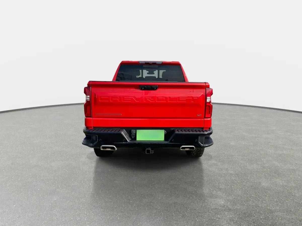 Chevrolet Silverado 5.3 Lt R Trail Boss Z71 4x4 At 4p año 2024