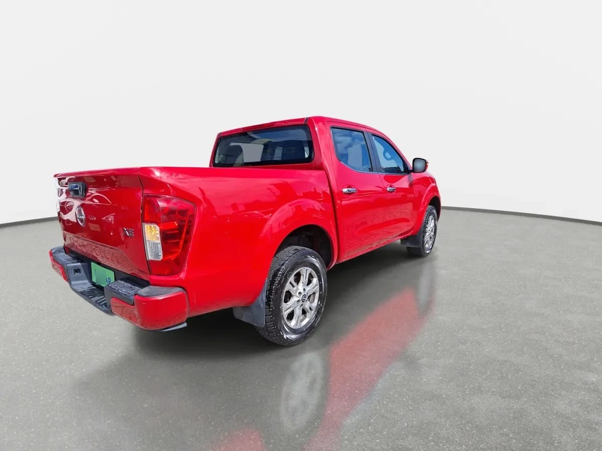 Nissan Navara 2.3d Xe Diesel 4x2 Dob.cab. Mt 4p año 2024