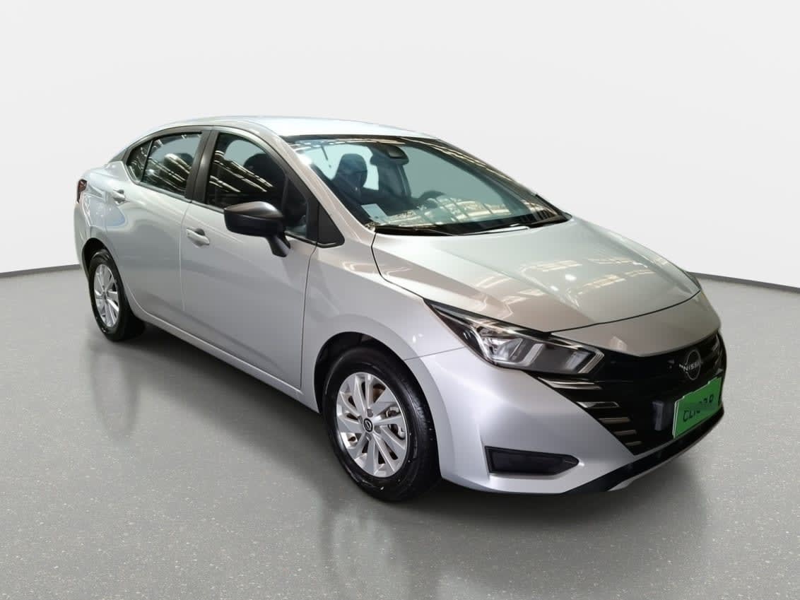 Nissan Versa 1.6 Sense 4x2 Mt 4p año 2024