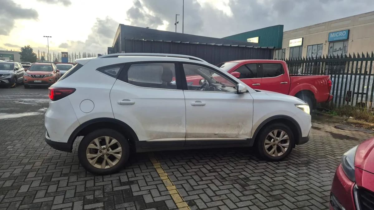 MG Mg Zs 1.5 Std 4x2 Mt 5p año 2024