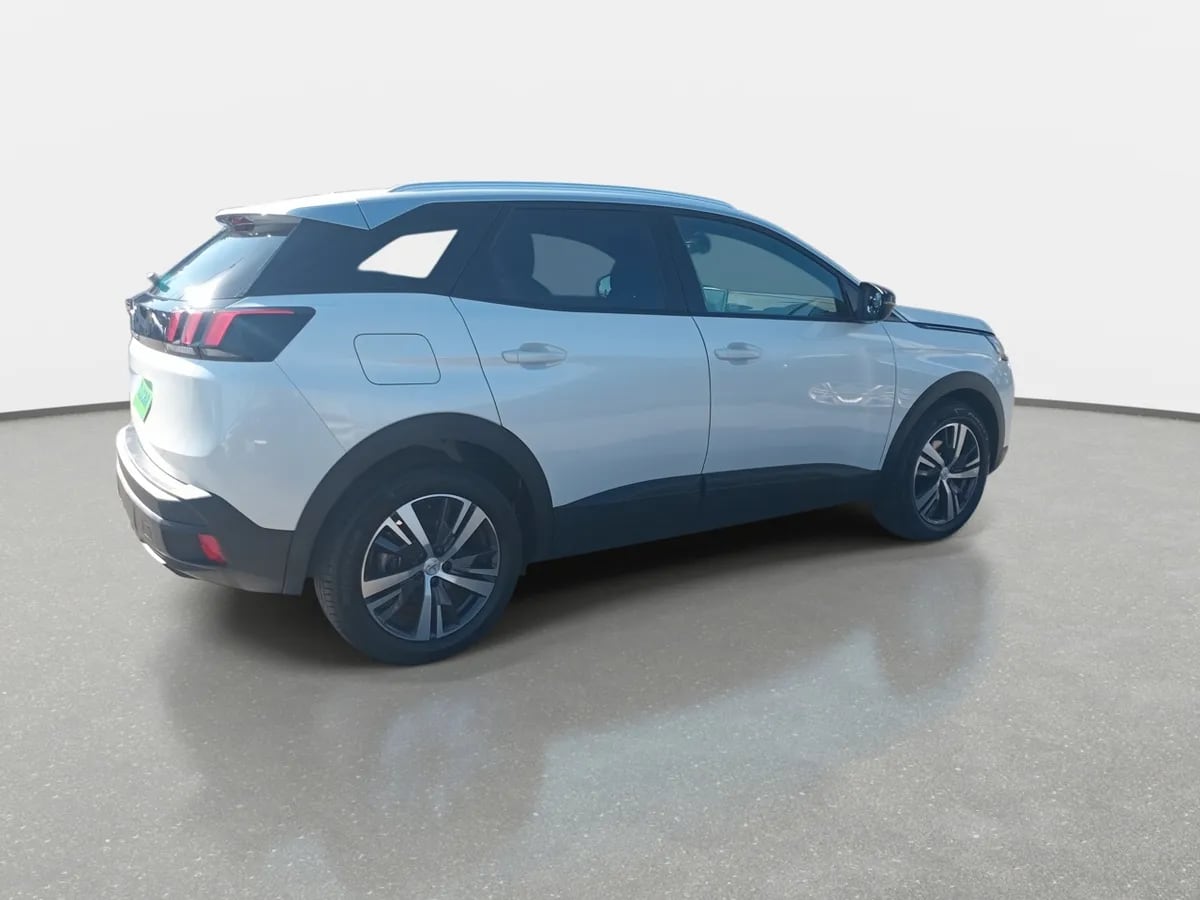Peugeot 3008 1.2 Active Pack Puretech 130 4x2 Mt6 5p año 2024