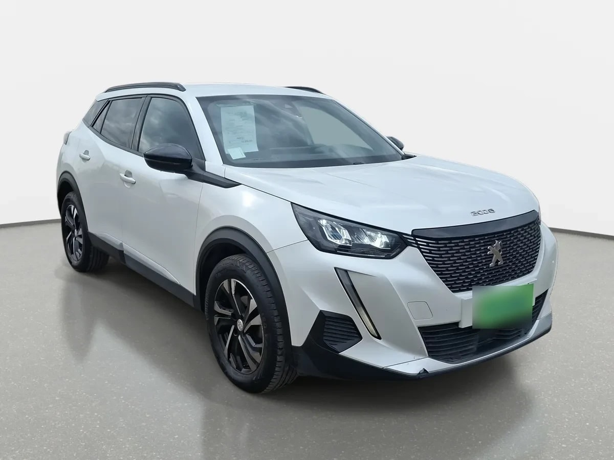 Peugeot 2008 1.2 Allure Puretech 130 4x2 Mt 5p año 2023