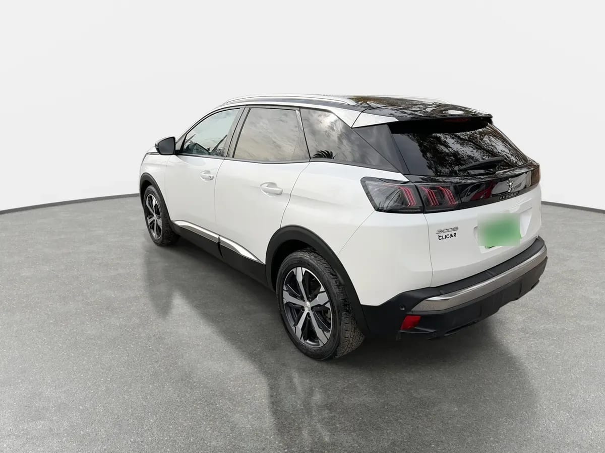 Peugeot 3008 1.5 Allure Pack Bluehdi 130 4x2 Eat8 5p año 2024