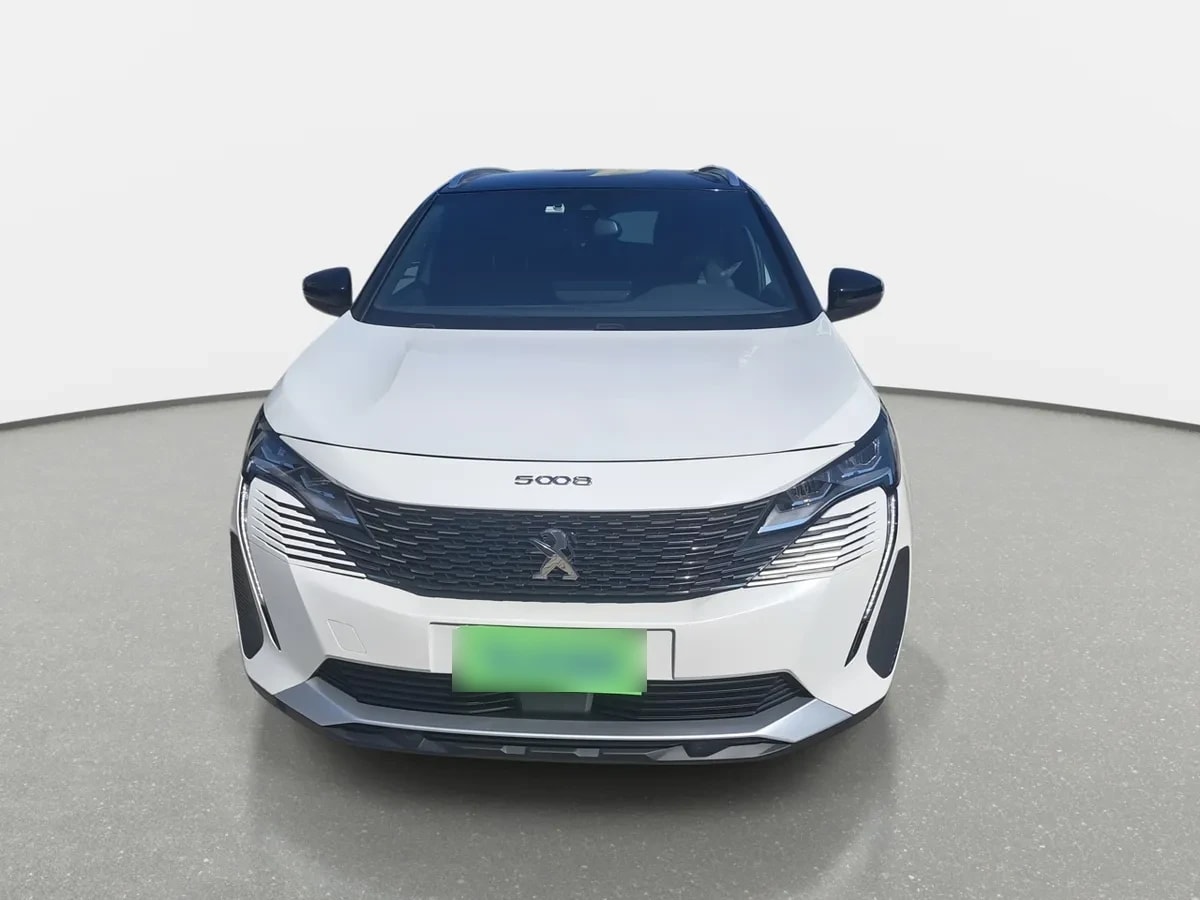 Peugeot 5008 1.5 Allure Pack Bluehdi 130 4x2 Eat8 5p año 2024