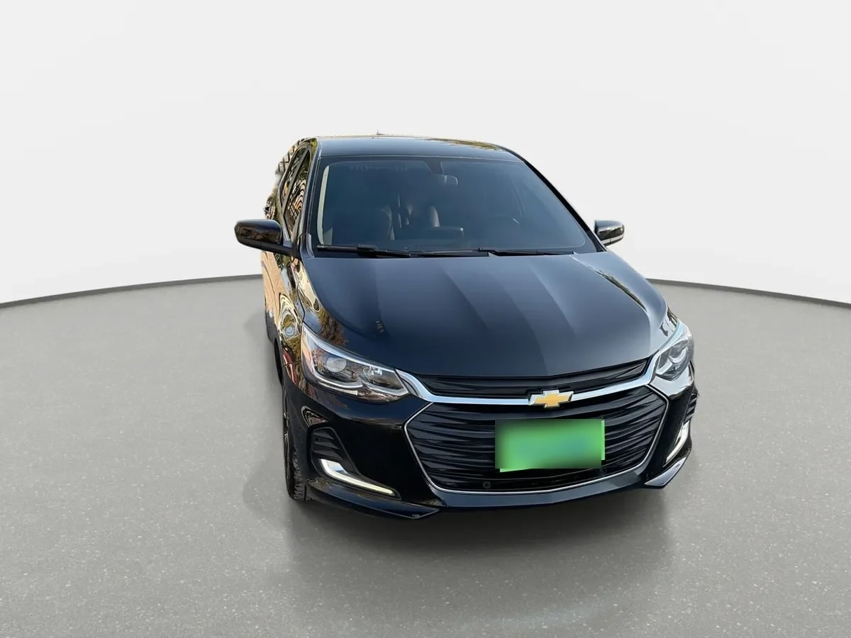 Chevrolet Onix 1.0t Premier R 4x2 Sdn At 4p año 2024