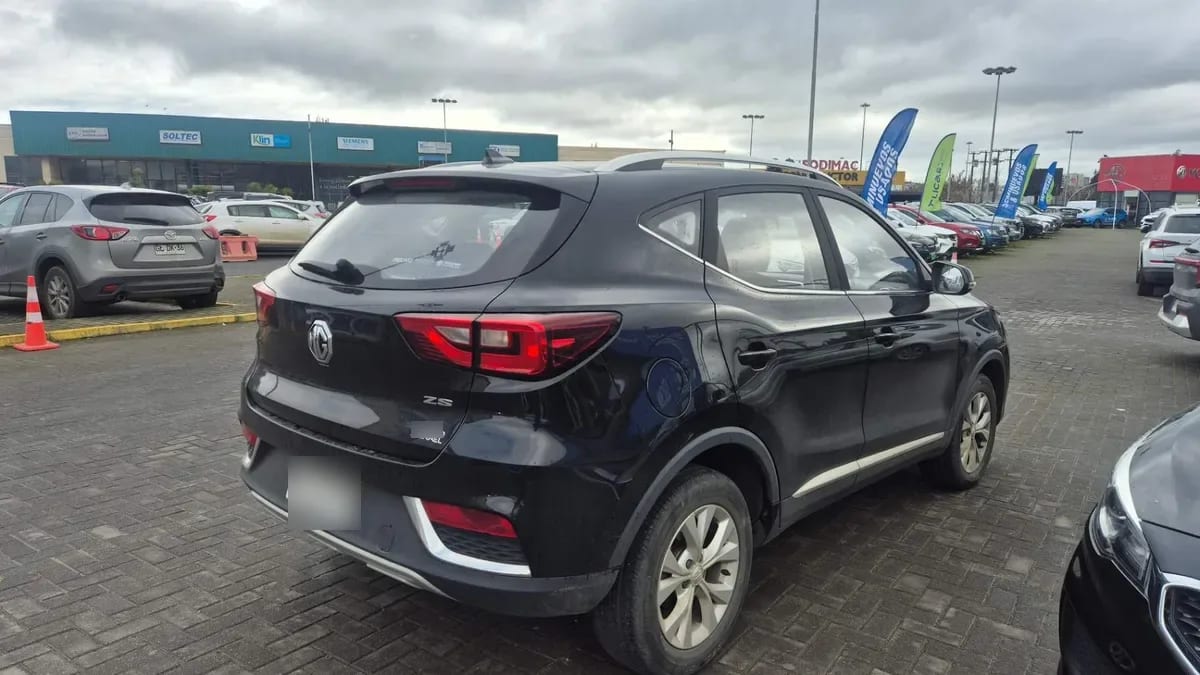 MG Mg Zs 1.5 Std 4x2 Mt 5p año 2023
