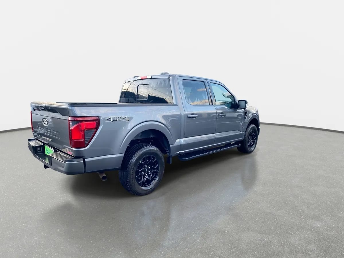 Ford F-150 5.0 Xlt Cc Dob. Cab. 4x4 At 4p año 2025