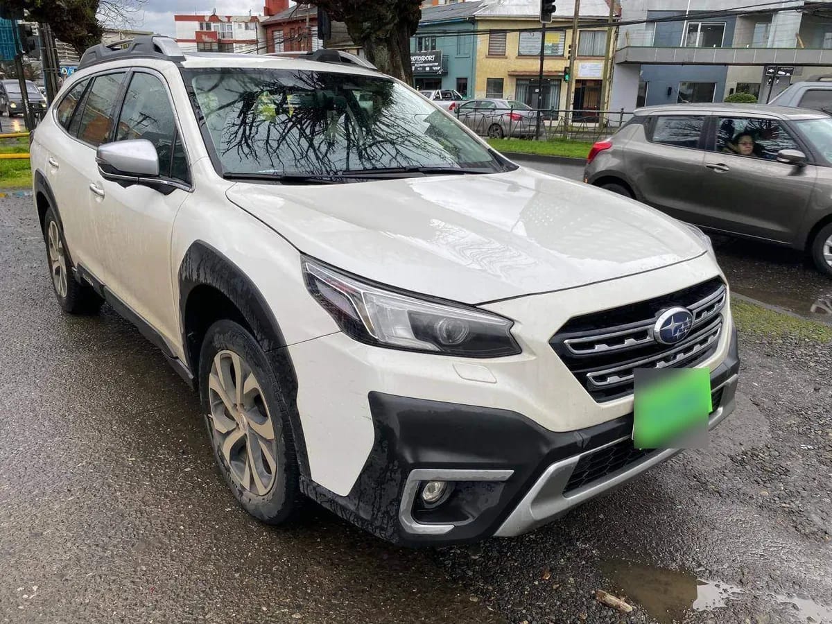 Subaru Outback 2.5i Touring Awd Cvt At 5p año 2022