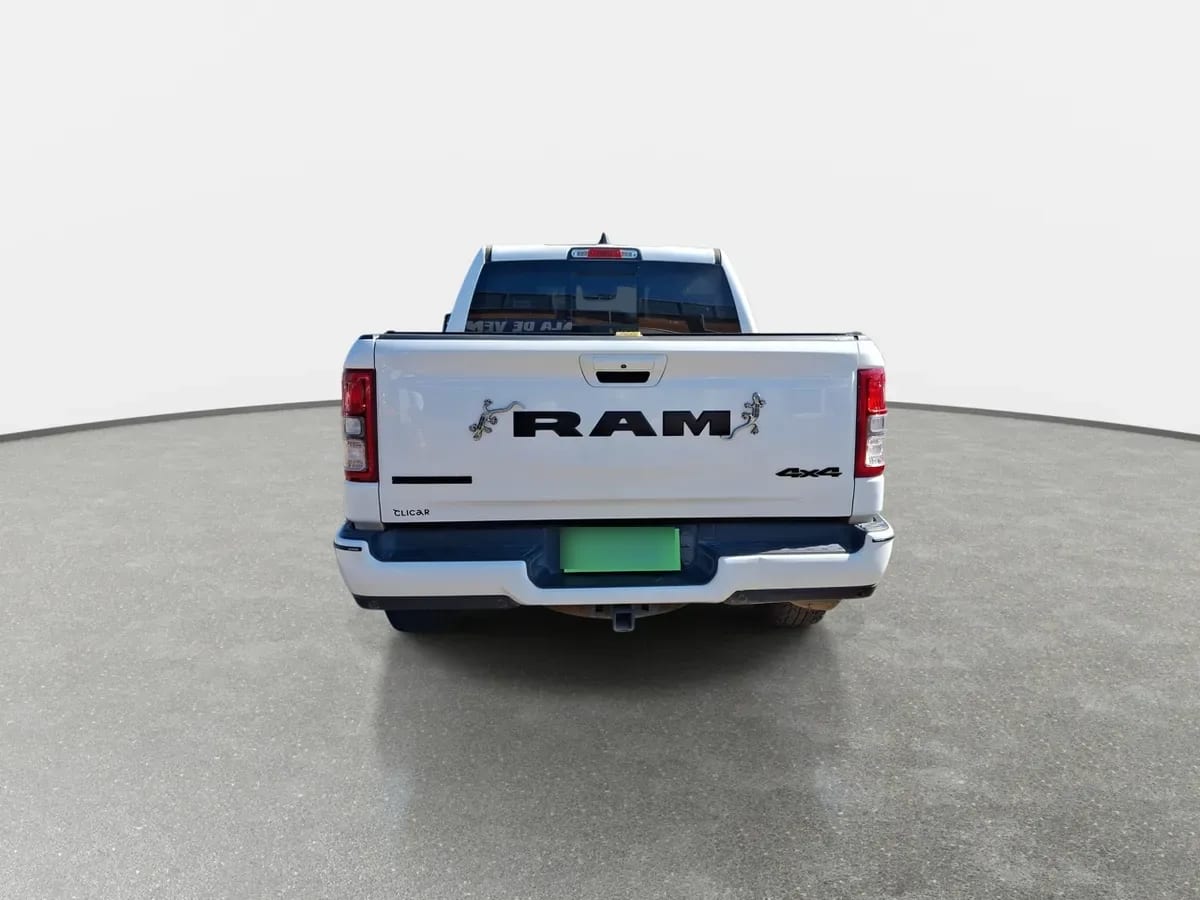 Ram 1500 3.6 Big Horn Crew Cab E-Torque 4x4 At 4p año 2022